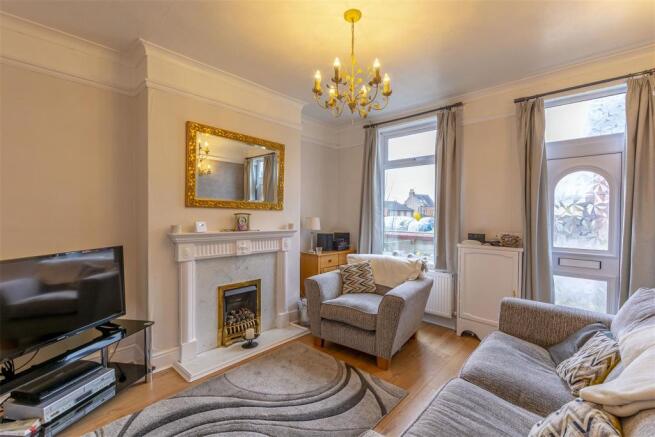 Lounge/Sitting Room
