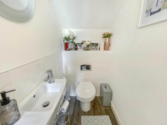 3 bed Semi-Detached for sale Image 7