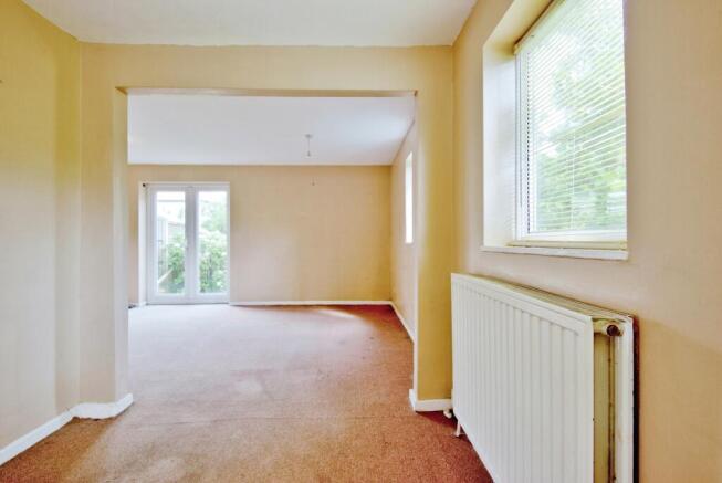 Dining/Lounge