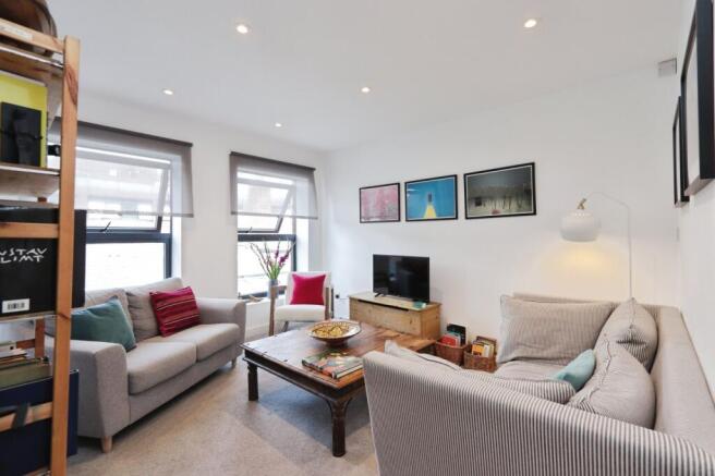 3 bed Apartment for sale Image 7