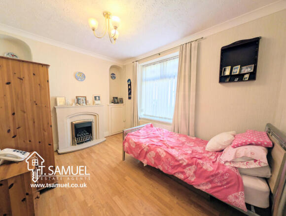 Reception room 1