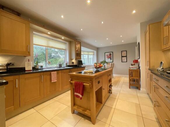 Kitchen.jpg