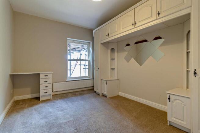2 bed Apartment for sale Image 5