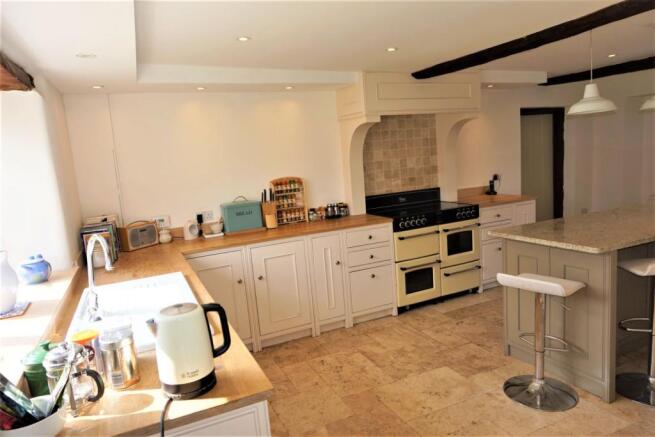 Kitchen / Breakfast