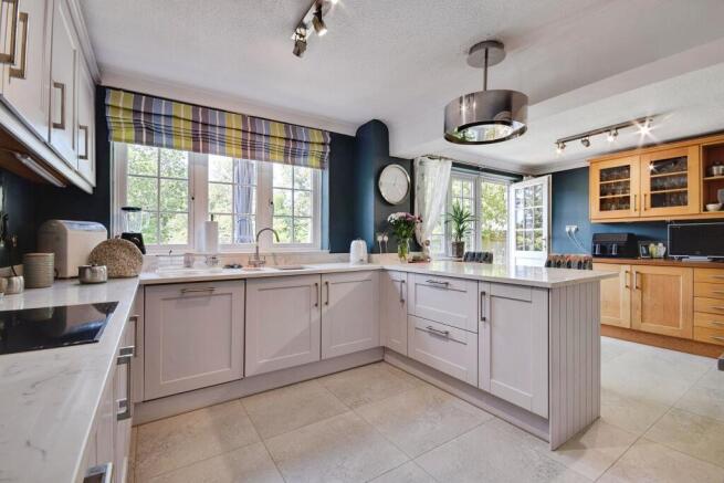 Kitchen/Breakfast