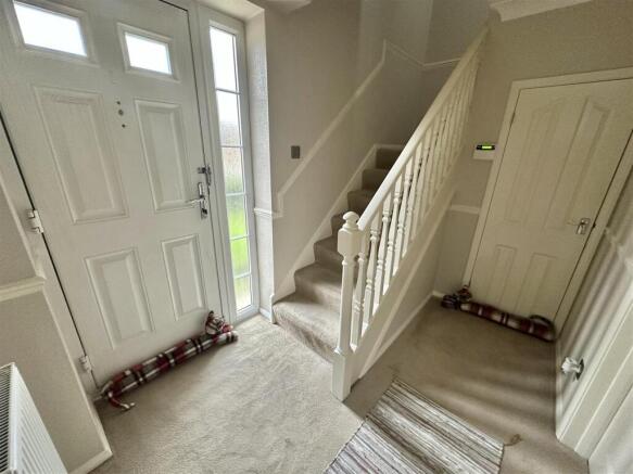 3 bed Detached for sale Image 9