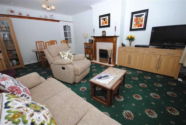 Lounge second view