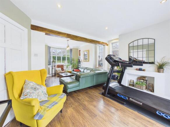 3 bed Detached Bungalow for sale Image 10