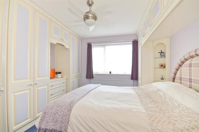Bedroom 1.JPG