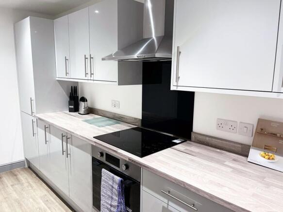 1 bed Flat Share to rent Image 9