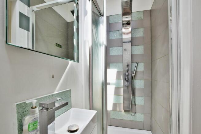 Ensuite 2
