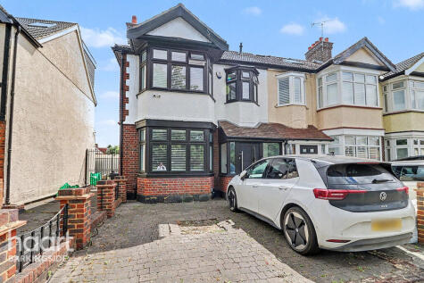 Aldborough Road North, Newbury Park