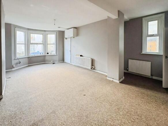 91b859d9-lounge 2...