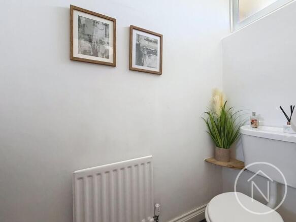 4 bed Detached for sale Image 12