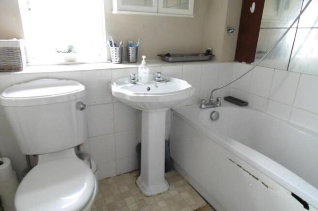 Photo 10