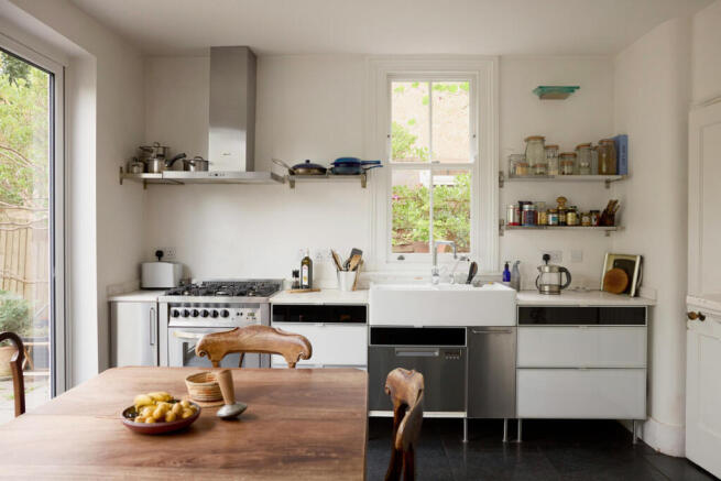19605567_N90_highres.jpg