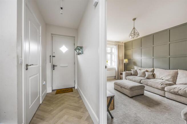 2 Birkbeck Close, Waterlooville-PorticoMarketing-S