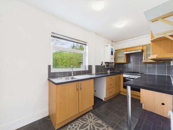 CAM01538G0-PR0179-STILL009