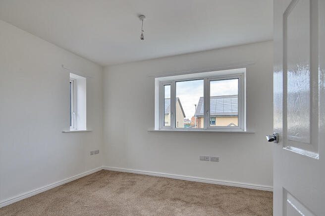 2 bed Semi-Detached for sale Image 8