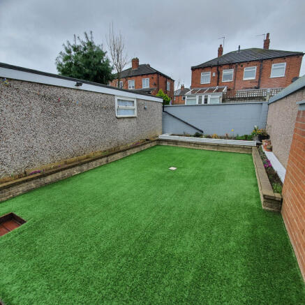 3 bed Detached to rent Image 6