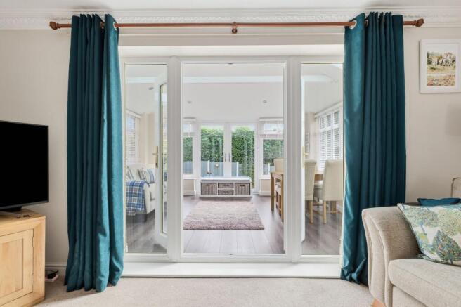 4 bed Detached for sale Image 11
