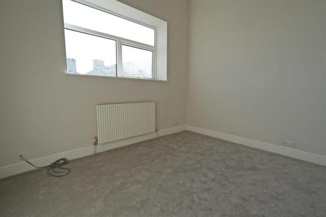 2 bed Terraced for sale Image 4