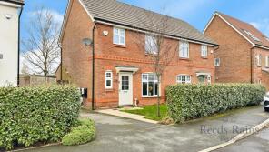 24, Spinners Avenue, Preston PR5 6FP