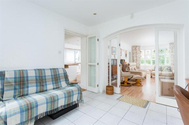 3 bed Detached for sale Image 6