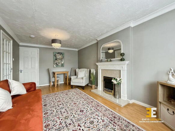 Llys Yr Wyddfa, Rhyl, LL18 photo 4