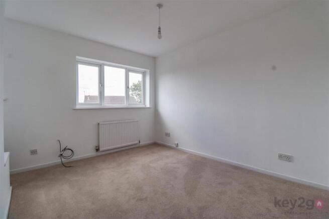 4 bed Detached for sale Image 12