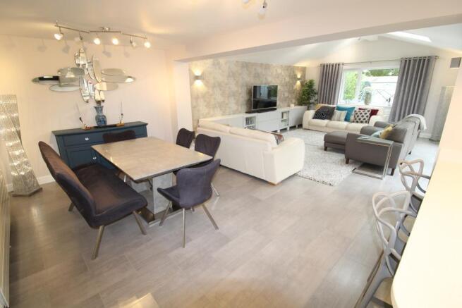 Kitchen / Diner / Family Room