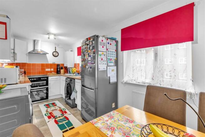 kitchen 1a.jpg