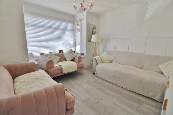 Aldermoor Road East, Waterlooville photo 4