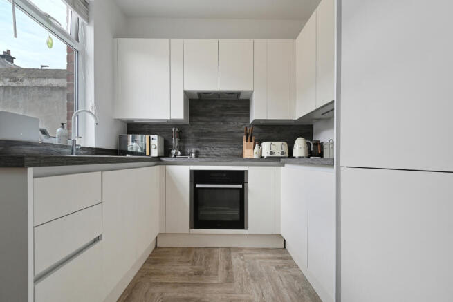 3 bed Terraced for sale Image 8