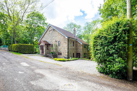 Manor Road, Wales, Sheffield
