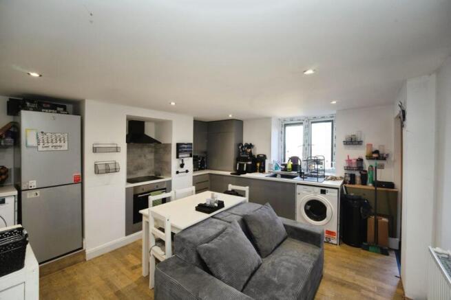 2 bed Terraced for sale Image 4