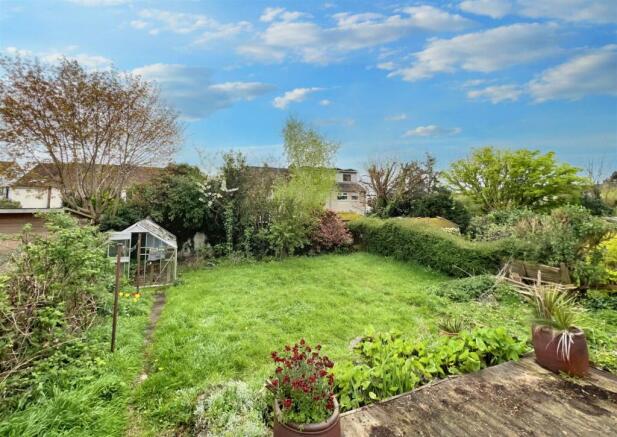3 - Semi-detached House for Auction, Long Ashton.j