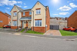 77, Highfields, Porth CF39 8GB