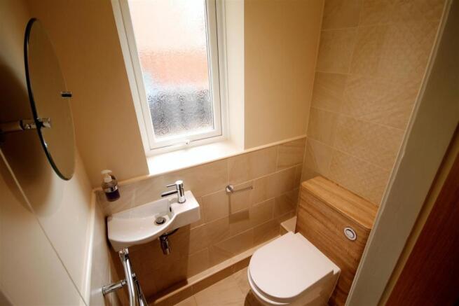 Cloakroom/WC