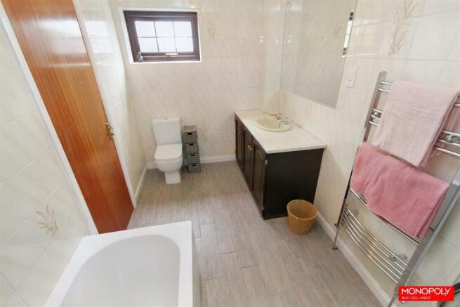 Family Bathroom...jpg