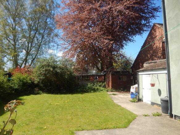 Photo 10