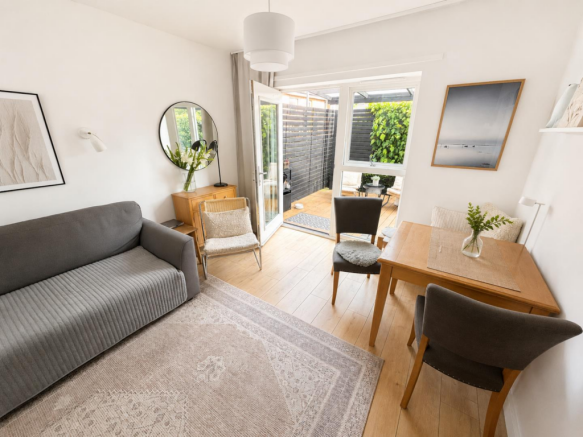 Bradlaugh Crescent, Great Billing Way, Northampton NN3 photo 4