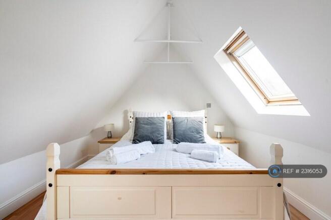 Bright Mezzanine Double Bedroom