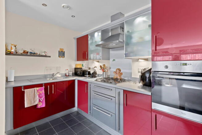 2 bed Ground Flat for sale Image 6