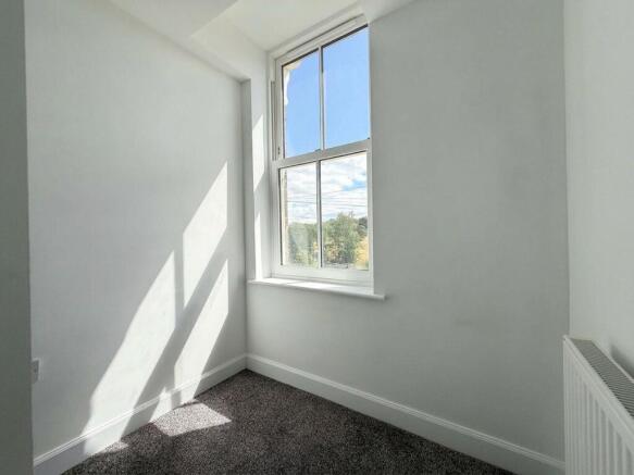 3 bed Semi-Detached for sale Image 12