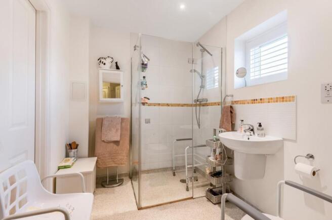 En Suite Shower Room
