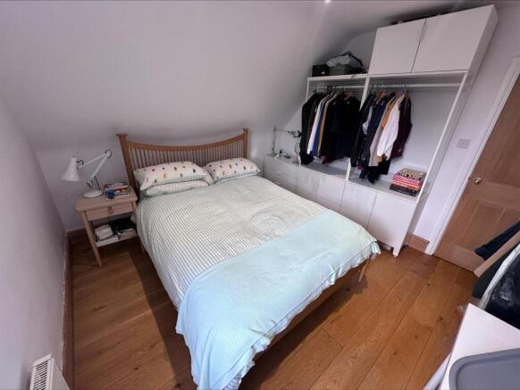 Bedroom pic 2 .jpeg