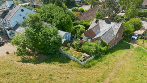 Hillview Cottages, Chorleywood Bottom, Chorleywood, WD3 5JF
