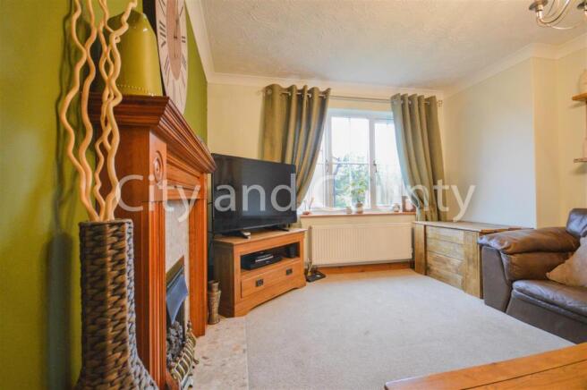 living room 3.jpg