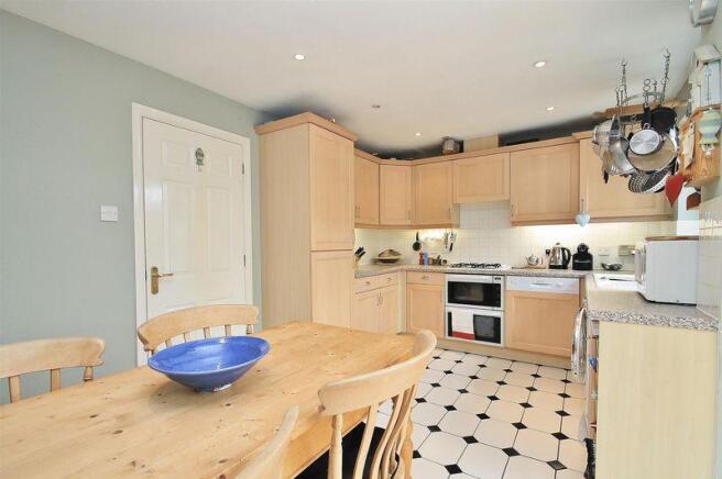 Kitchen1